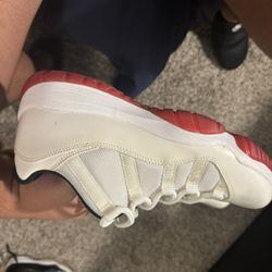 Jordan 11 Low White Cherry Size 11