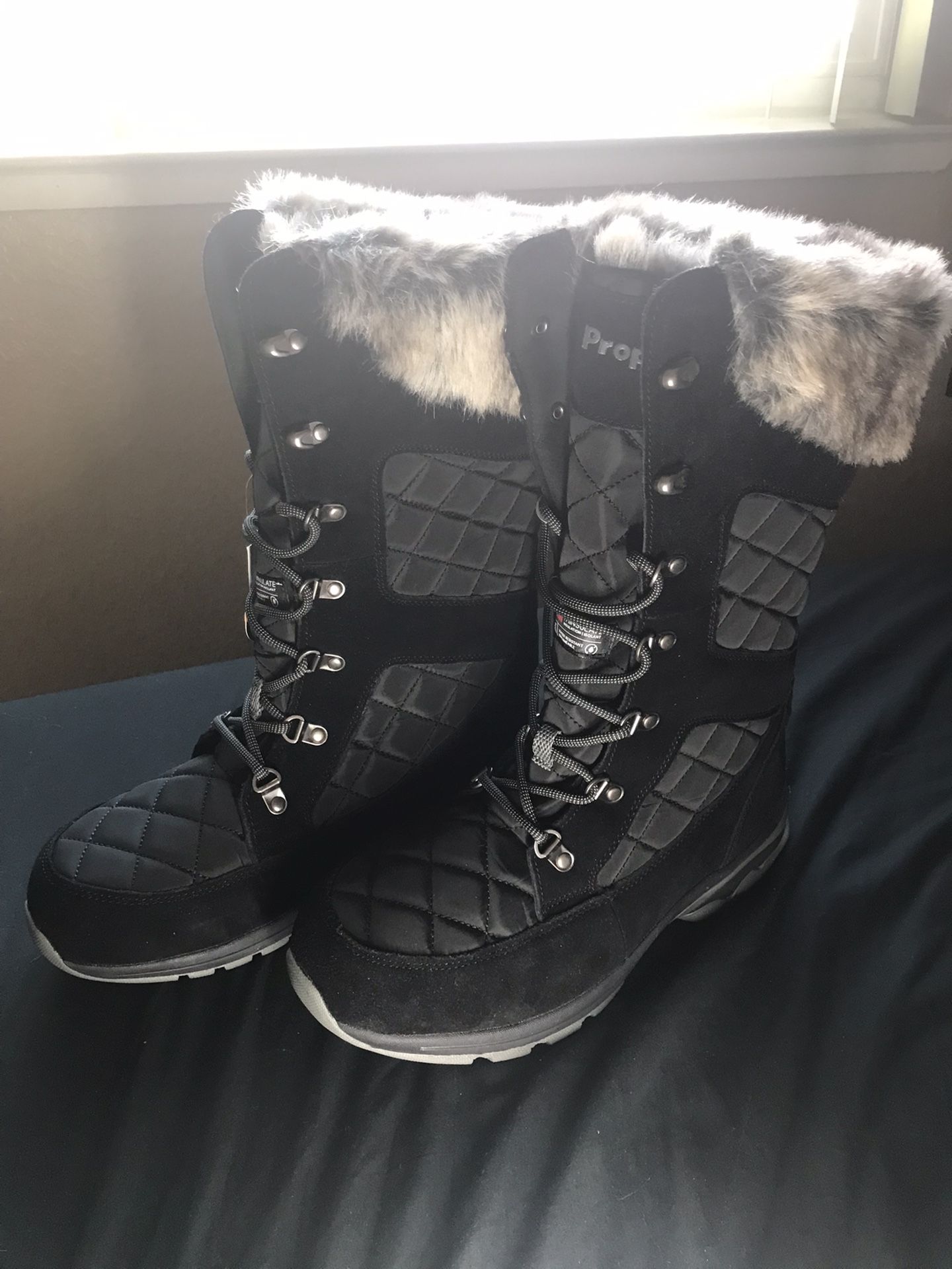 Propét Womens Boots