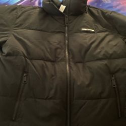 Black holister Puffer Jacket Never Worn Brand New 