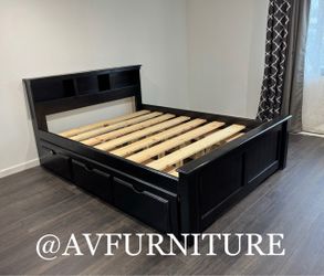King Bed w 3 Drawers Frame