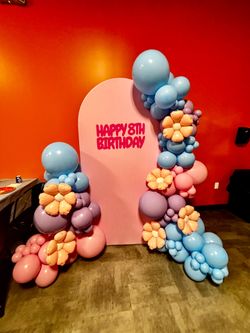 Balloon arch