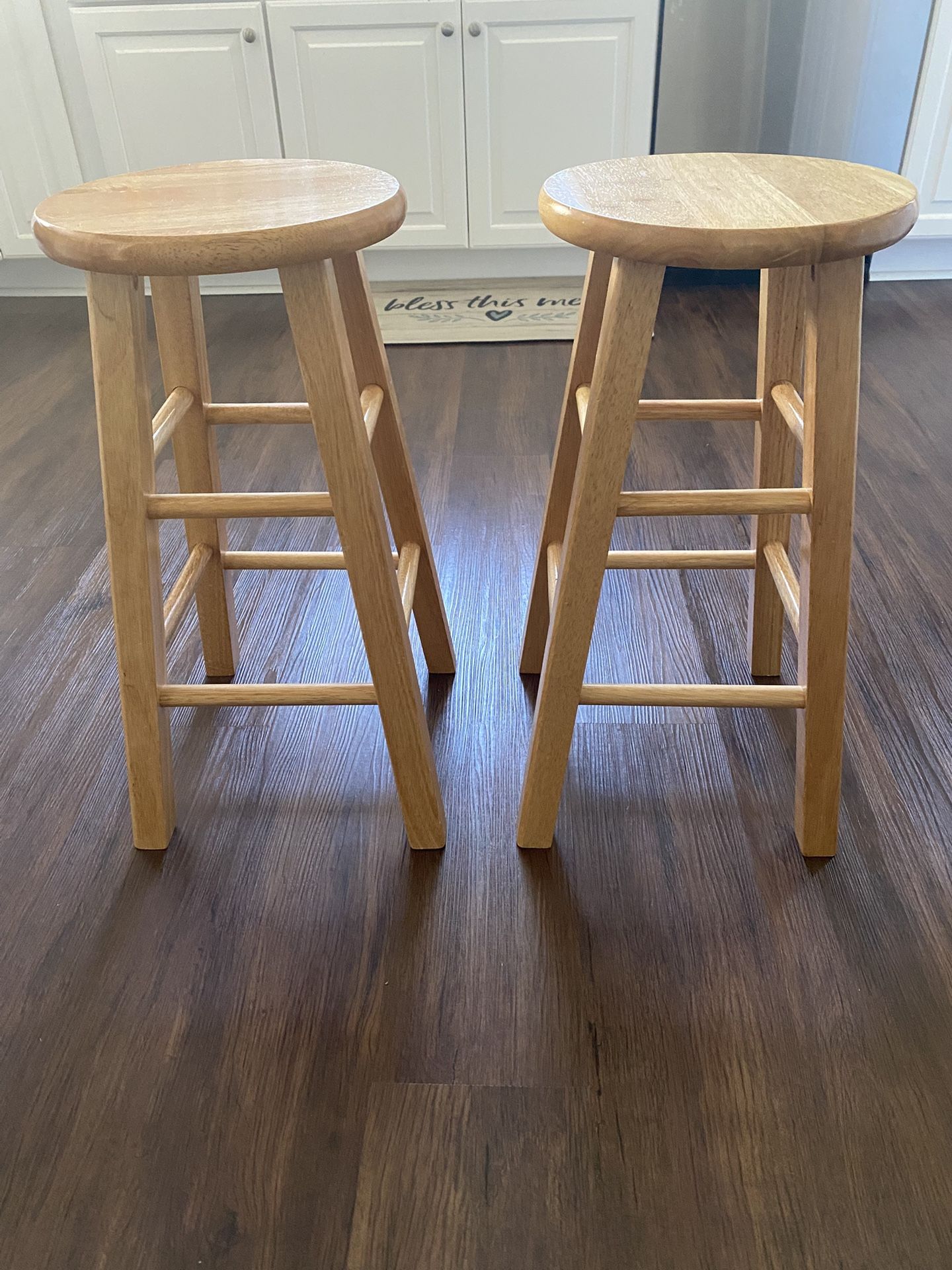 Counter Height Bar Stools (24”)