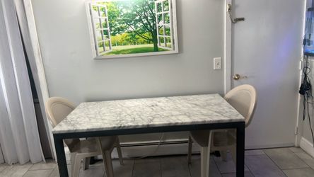 Free Mármol  table