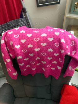 Girls pink/hearts sweater size 6-6X (S)
