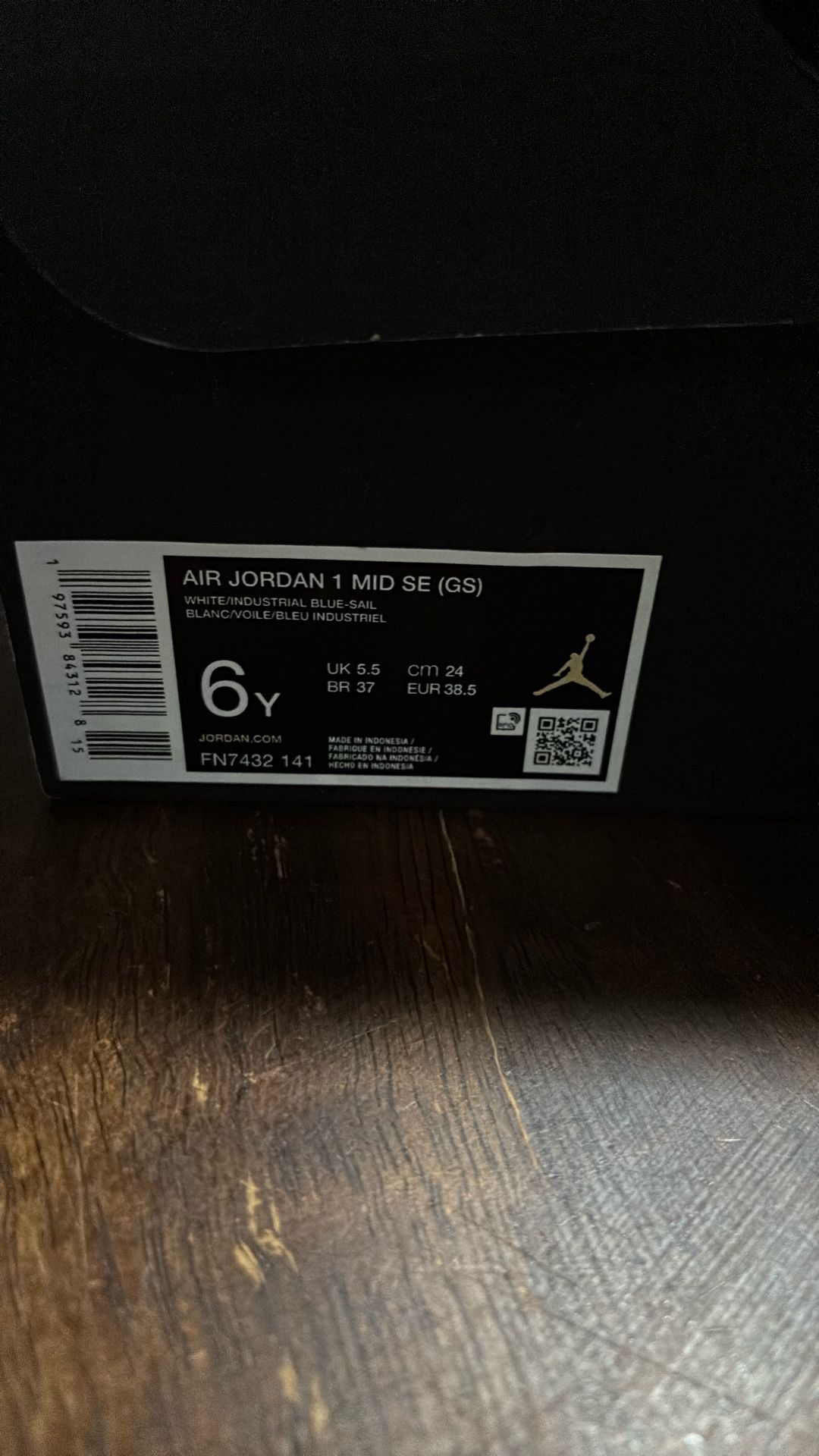 Jordan 1 MID SE (GS)