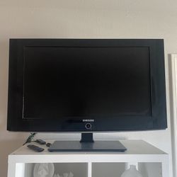 Tv + Tv Mount For Wall 