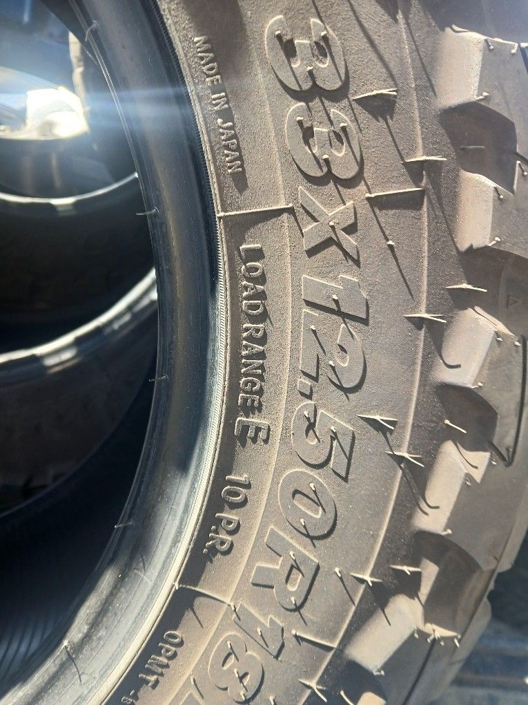 33/12.50/18 Toyo Open Country RT Tires (4)