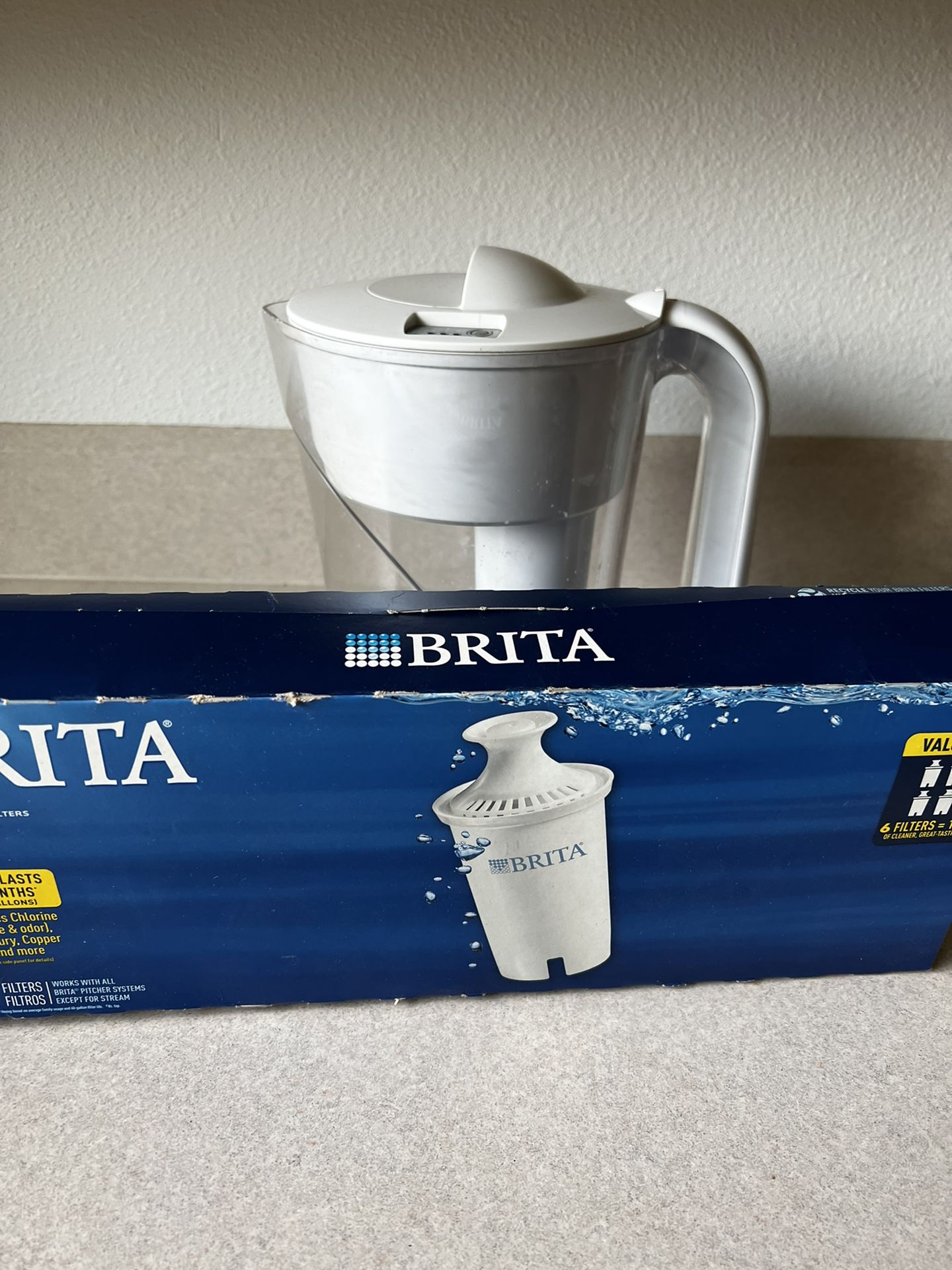 Brita Water Pitcher + 3 BRAND NEW Filters 