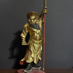 Guan Yu Chinese general figurine. Protection and loyalty.