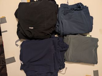 FIGS Men's Scrubs