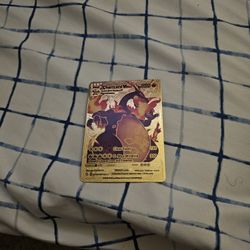 Gold Charizard Vmax 