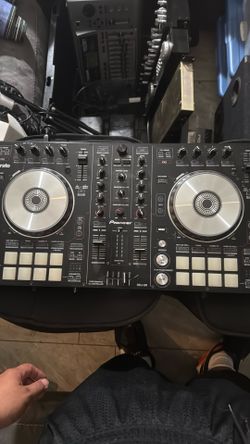 Dj Equipment 