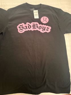 T-shirt New  Medium $ 35 for all