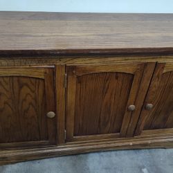 WOOD CABINET 