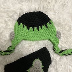 Brand New Monster Photo Prop Outfit 