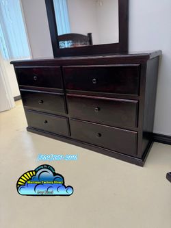 Six drawer dresser Cherry tocador con espejo nuevo new