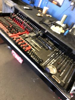 Snap on classic 78 toolbox filled w tools