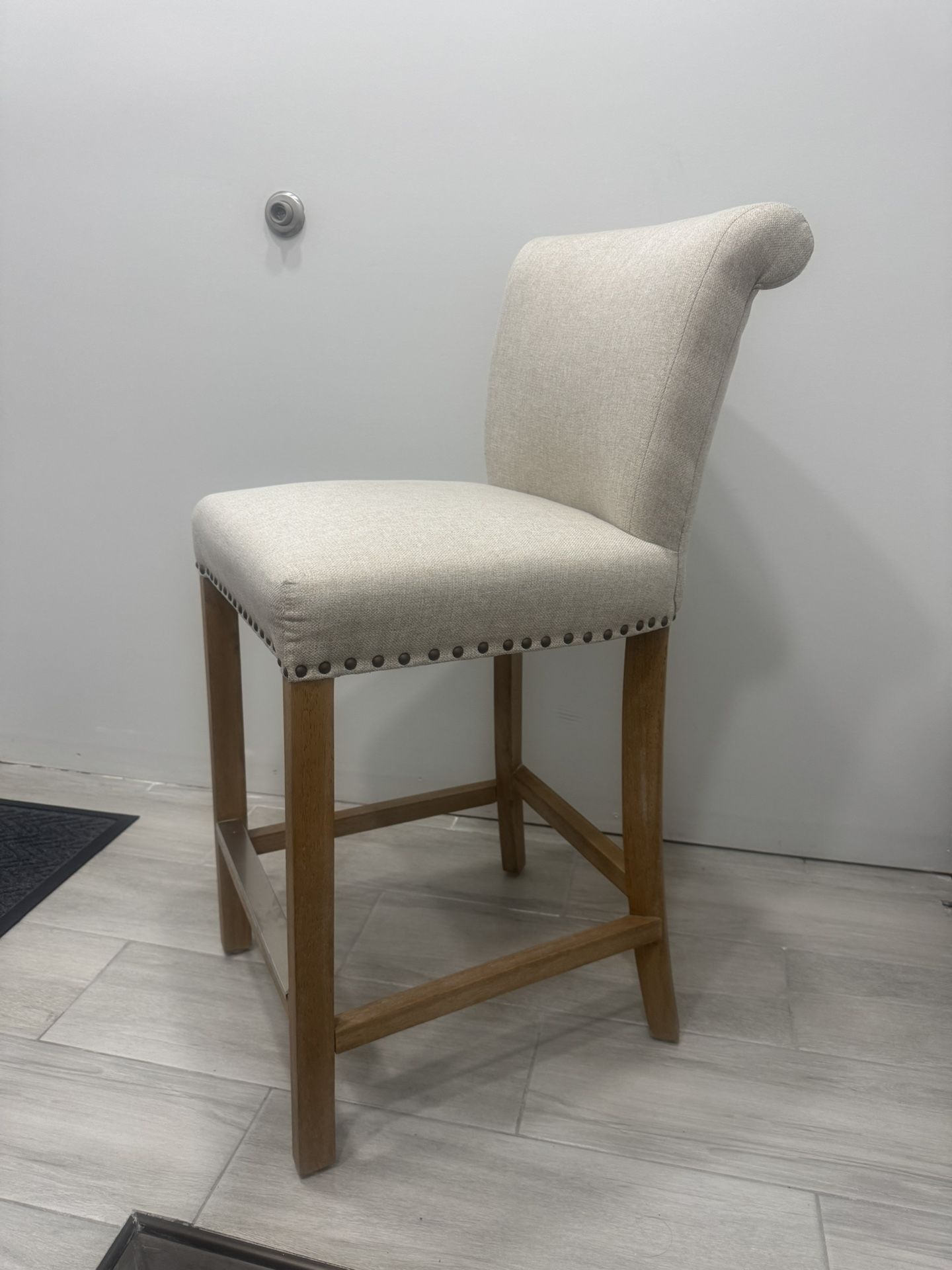 Island Table Chairs 