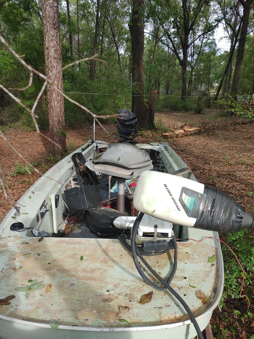 Photo Boat ,boat Trailer And 2 Motors Obo Or Trade