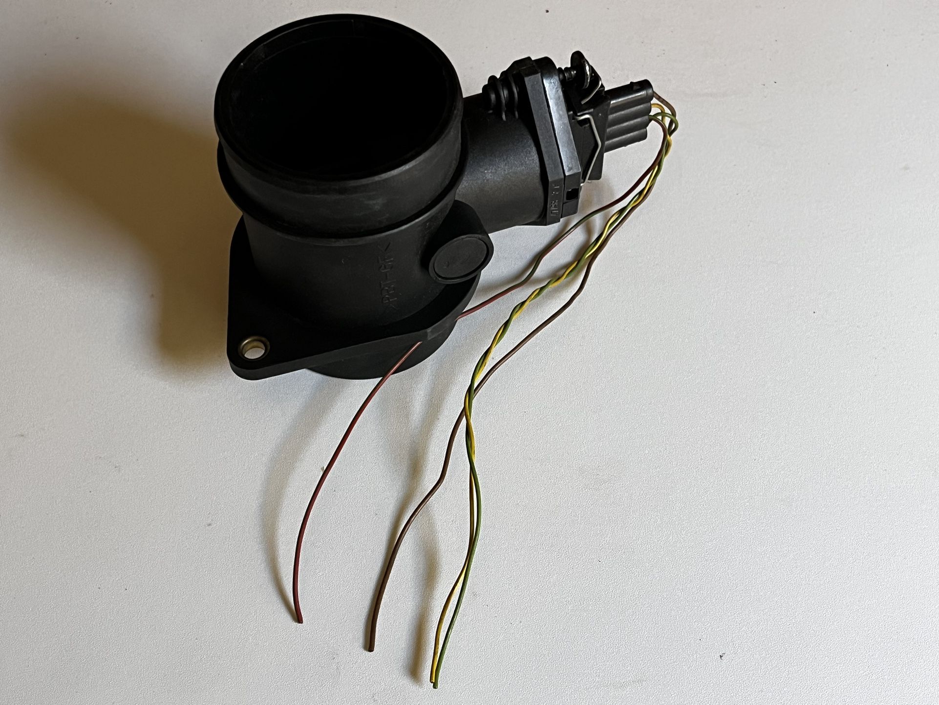 OEM Volkswagen 1.8t mass air flow Sensor And Clip/harness