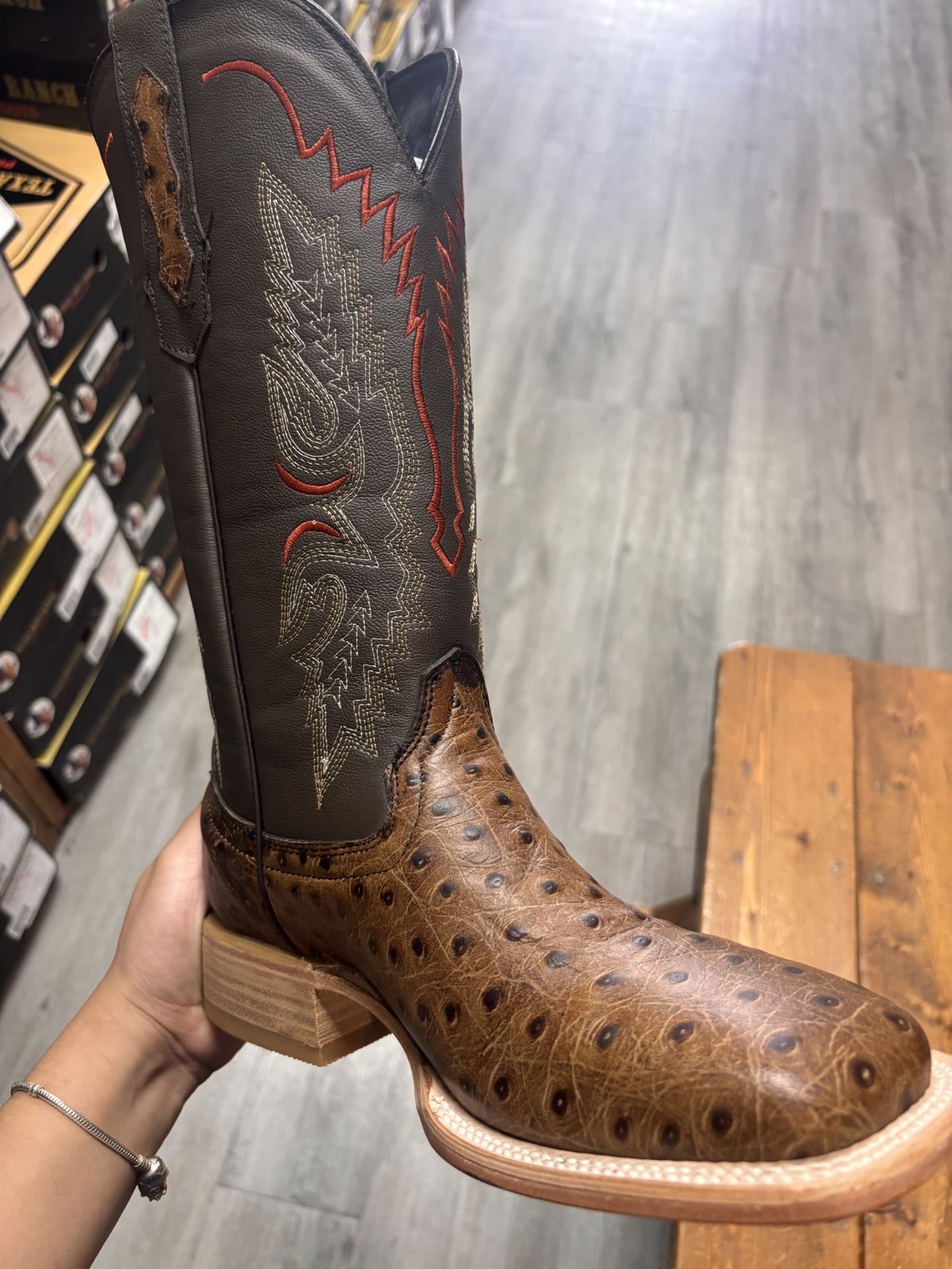 men boots 