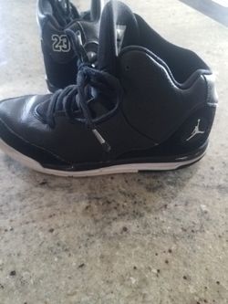 Jordan size 1 youth