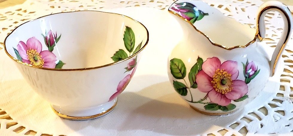 Vintage Royal Chelsea Bone China Individual Creamer And Sugar Bowl