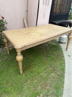 Dinning Table