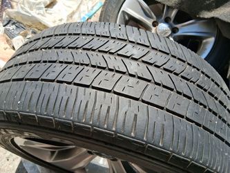 Used Car Tire with Alloy Wheel