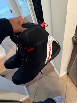 Sedici Motorcycle Boots Size 13 (FITS SIZE 11M)