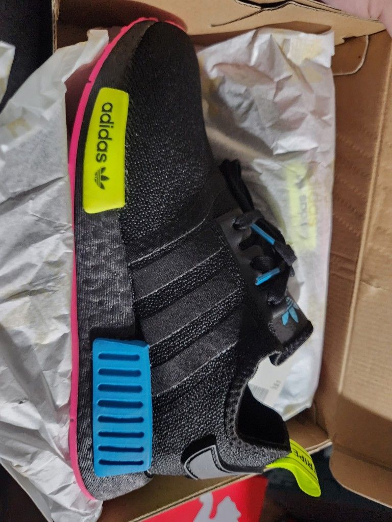 Adidas NMD R1J