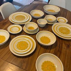 29pc Vintage Franciscan "Sundance" Set - Rare 70s Retro - MCM