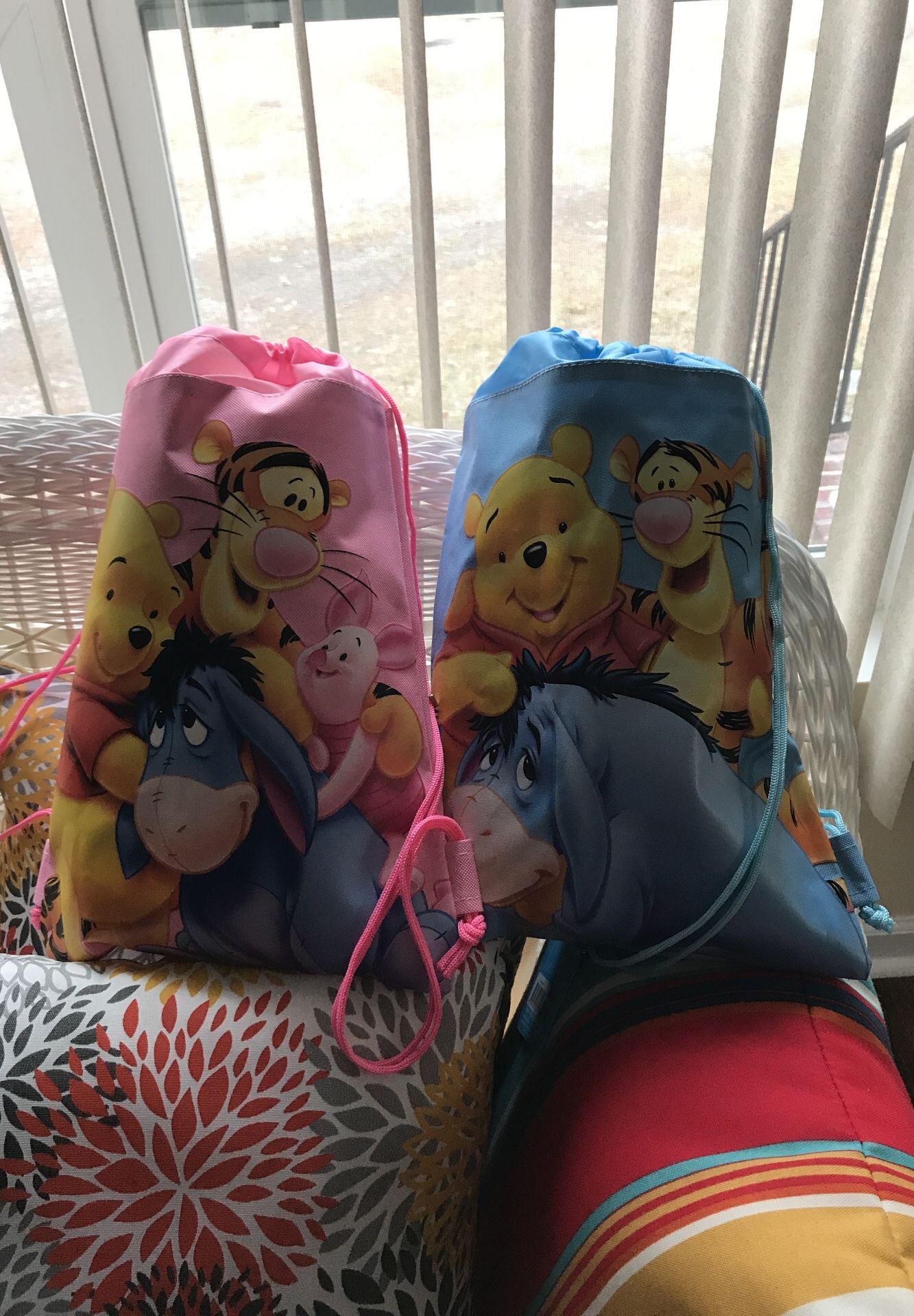 WINNIE THE POOH SLING BACK PACK