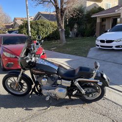 2004 Harley Davidson Dyna super glide