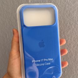 iPhone 17 Pro Max  Blue Case Silicon 