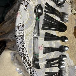 Set Of 8 Place Setting Plus Extra 12 Spoon And Small Folks.