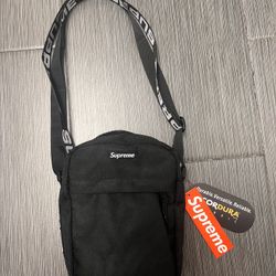 Supreme Shoulder Bag