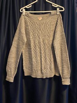Mossimo Supply Co. Gray Cable Knit Sweater