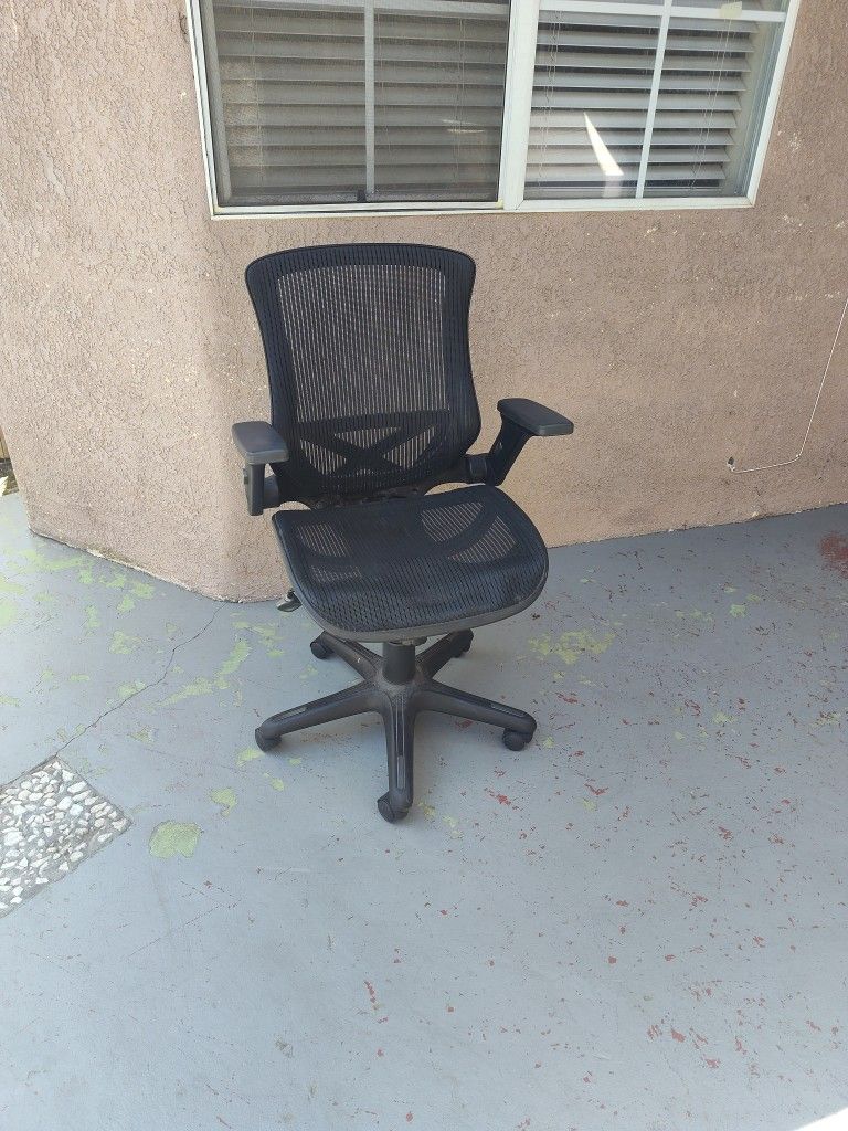 Office Reclinable Chair