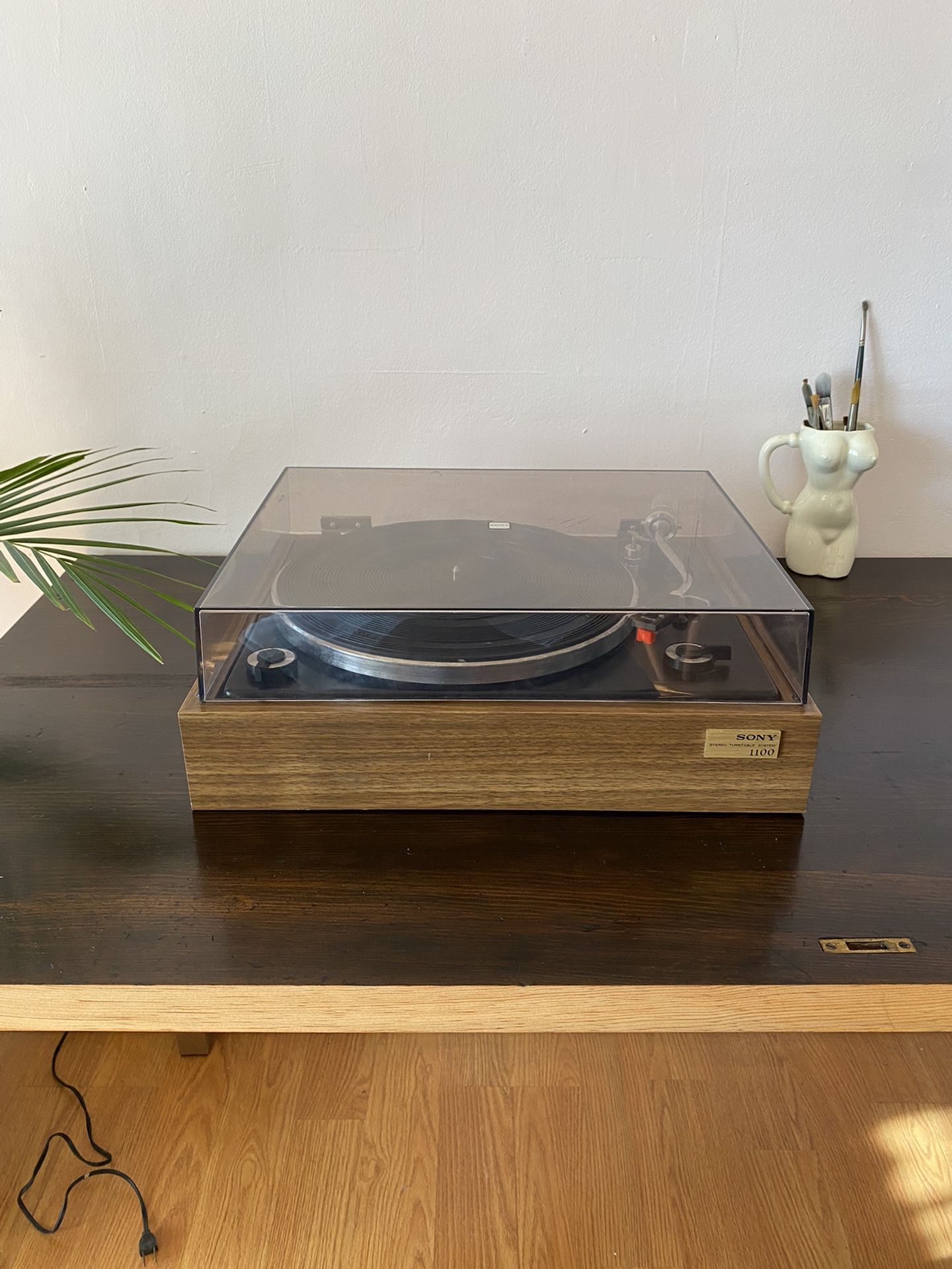 Vintage Rare Sony PS-1100 Stereo Turntable Semi-Automatic Record Player Made In Japan
