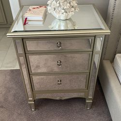 Mirrored Night Stand / End Table 