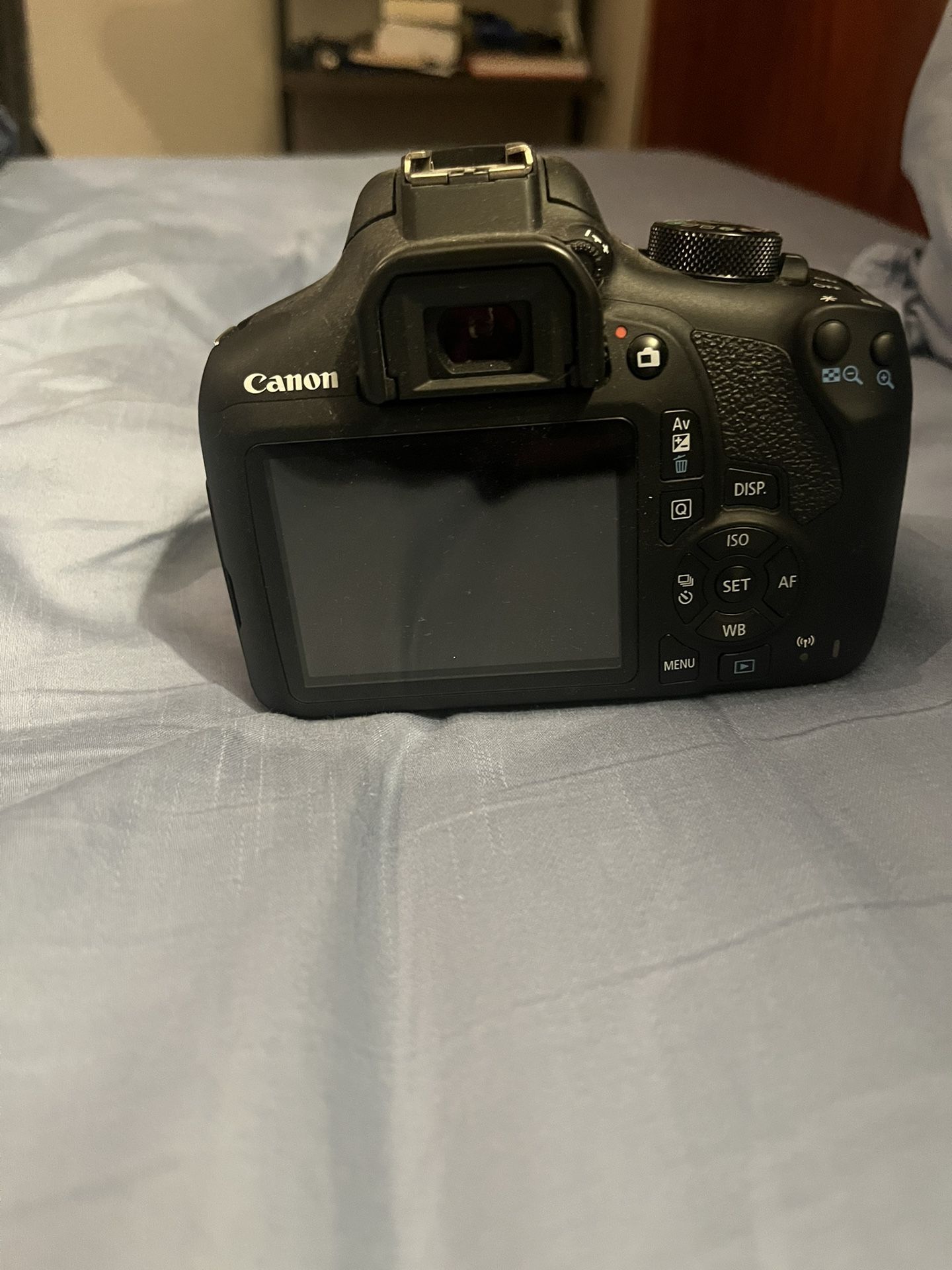 Canon EOS Rebel T6 Camera 