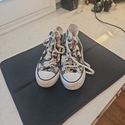 Daisy Hightop Converse
