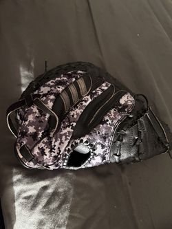 Used Adidas Ts3150dc 31" Catcher's Gloves  $40