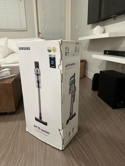Samsung Jet 90 Series Cordless Stick Vacuum – Like New – Complete Set with Original Box