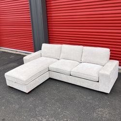 Delivery ~ Light Gray Sectional 