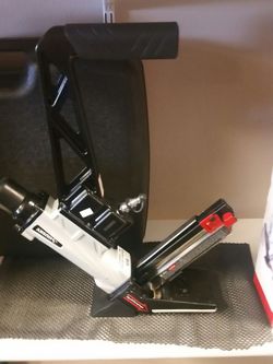 Husky pheumatic 3 in 1 flooring nailer and stapler