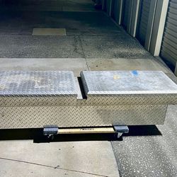 Large Heavy duty truck toolbox