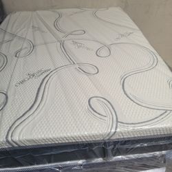 Queen Size Organic Cotton Hybrid Cool Memory Foam Mattress And Boxspring 