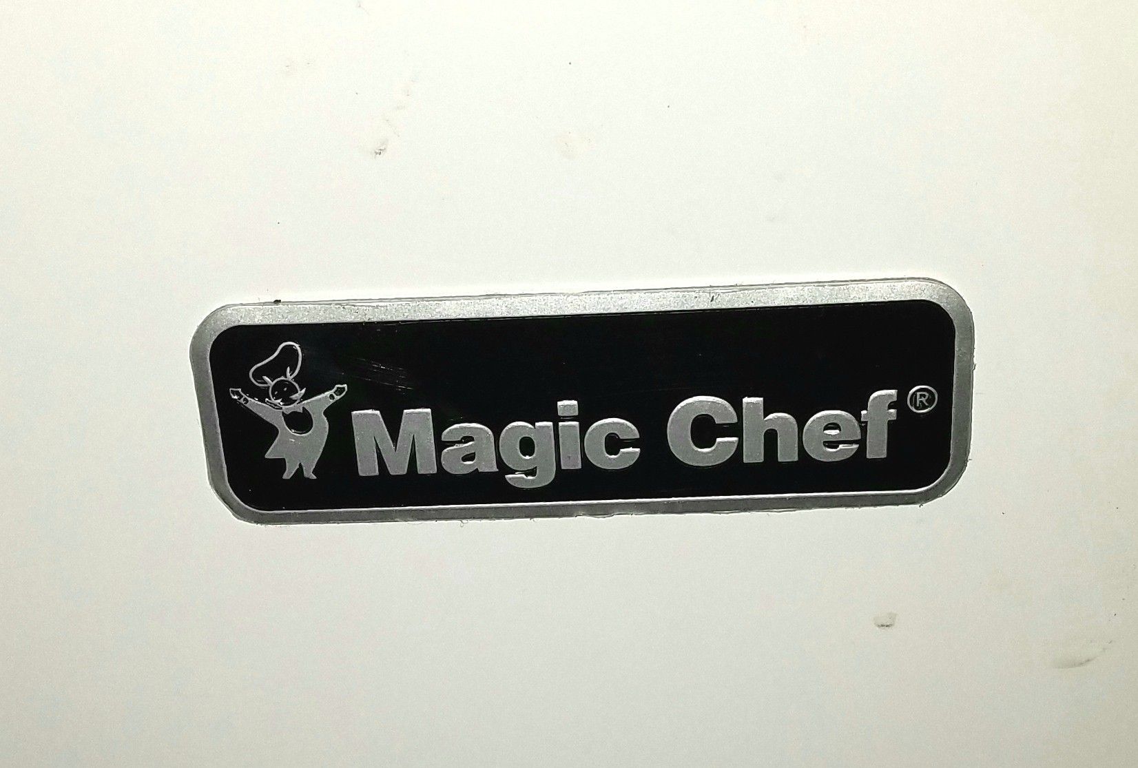 Magic Chef Deep Freezer, Model HMCF35W2, 3.5 cu ft. for Sale in Silver